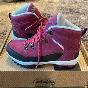 BNWT Cabela's Size 7.5 Porta II Hiking Boots